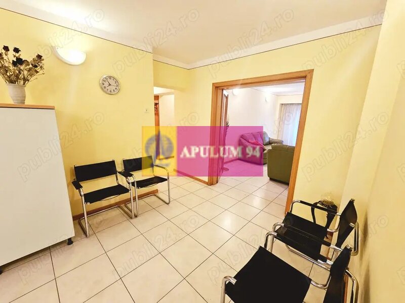 Piata Unirii vanzare apartament 4 camere, metrou